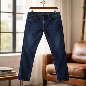 American Eagle Dark Indigo Stretch Jeans – Slim Fit straight leg